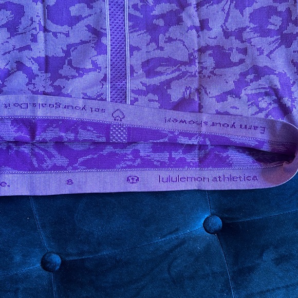 Lululemon swiftly tank | purple floral | Size 8 - Picture 3 of 3